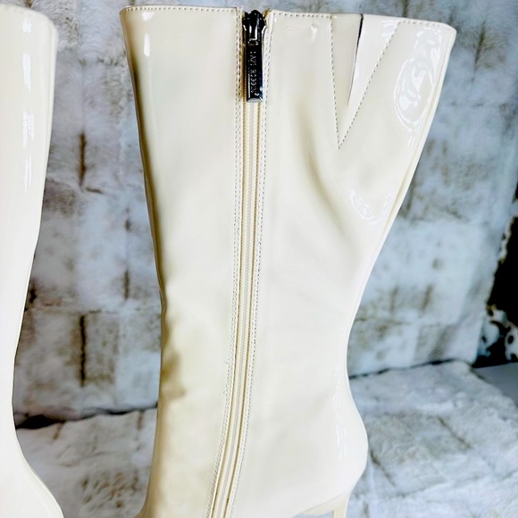 Cape Robbin Off White Mid Calf Square Toe Boots 4" Heels - Picture 3 of 8